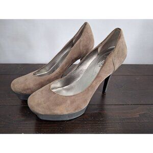 Guess by Marciano Gray Suede Shirah Pumps/Pre-owned, Sz. 8.5M